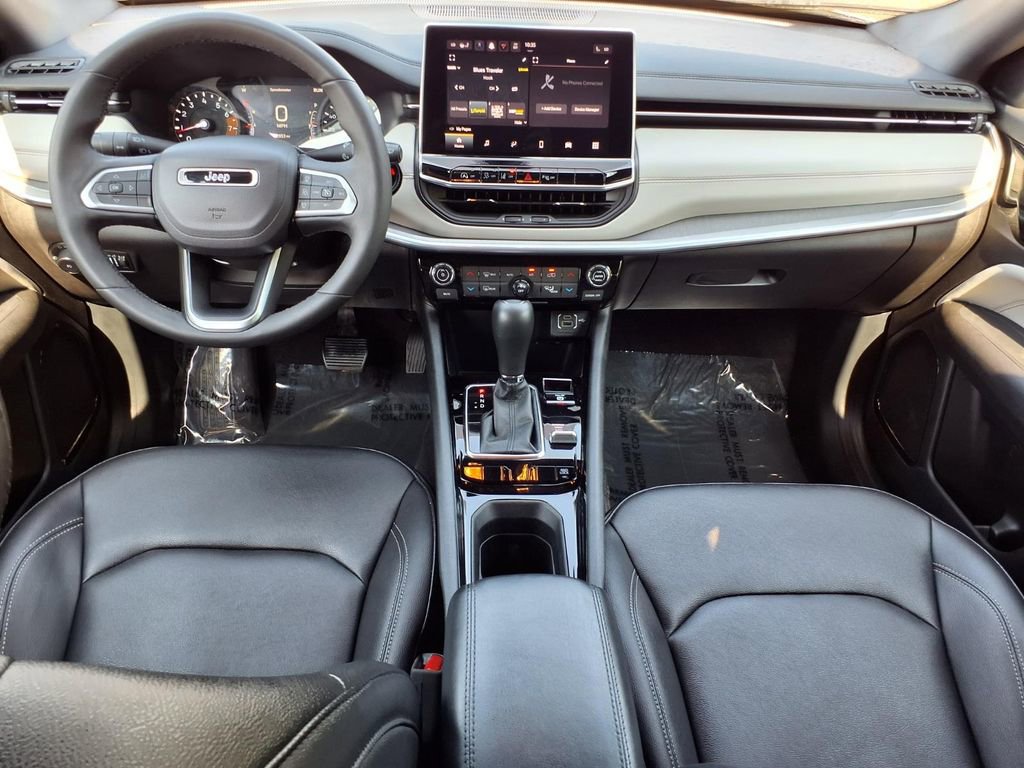 Used 2025 Jeep Compass Limited AWD/4WD image 9
