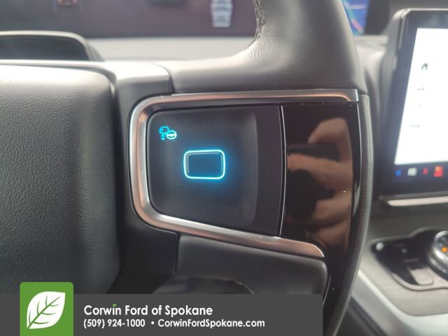 Certified 2025 Ford Expedition Max Platinum image 34