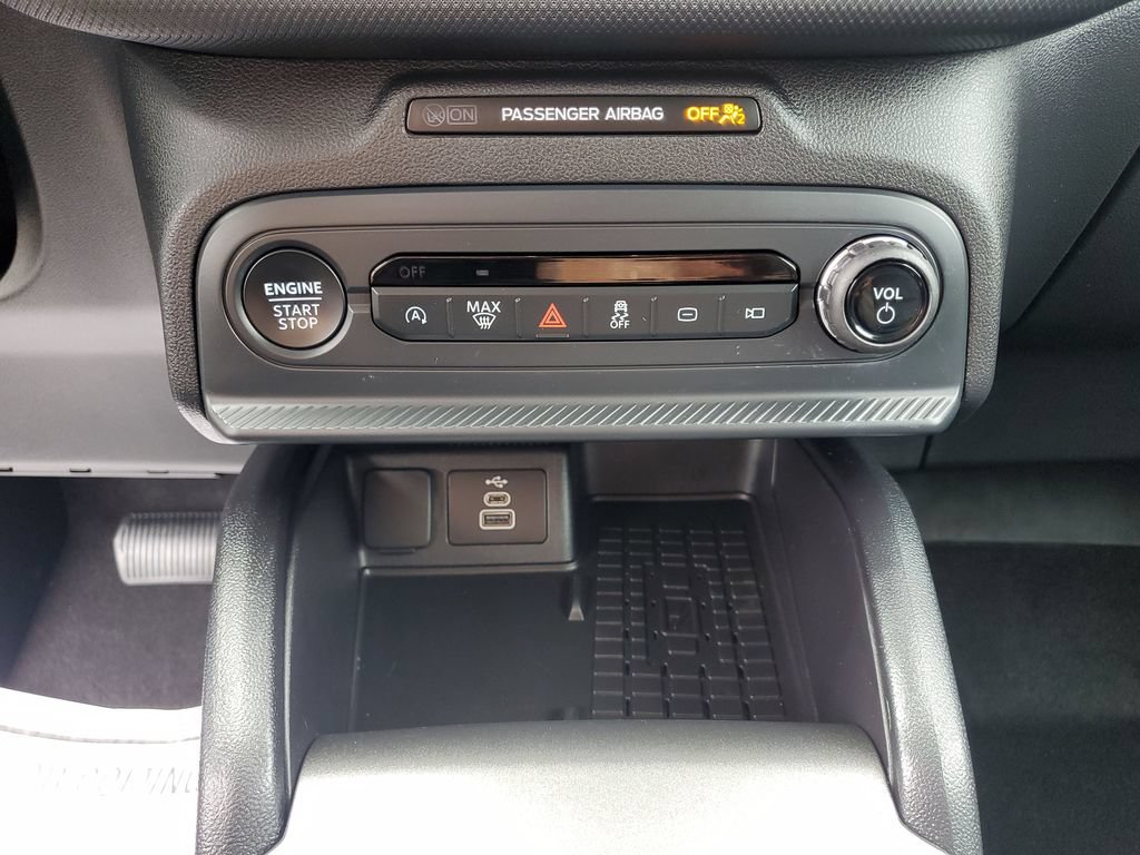 Certified 2025 Ford Bronco Sport Big Bend w/ Convenience Package AWD/4WD image 27