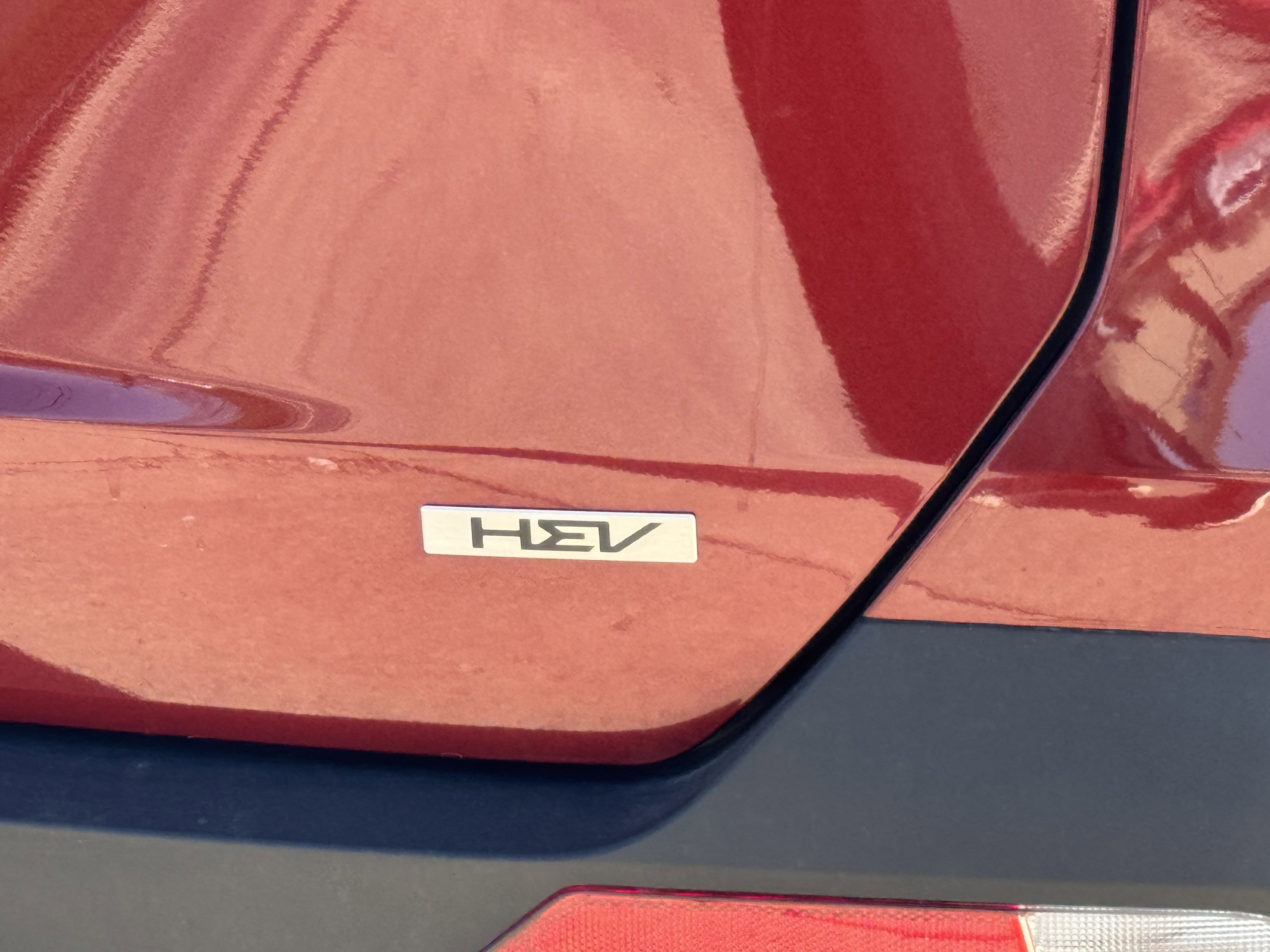 Used 2025 Kia Carnival EX image 9