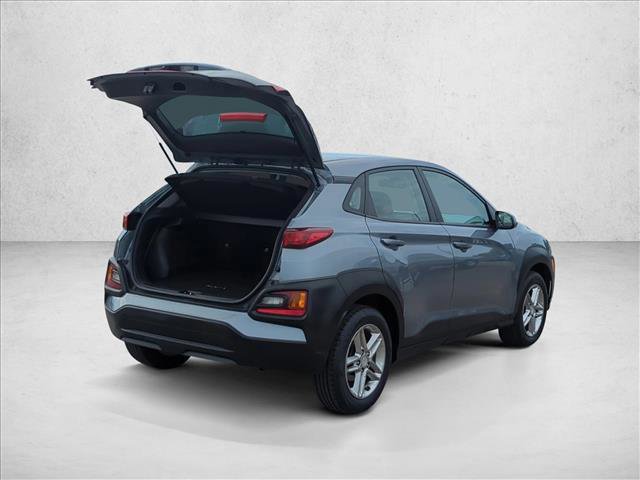 Used 2021 Hyundai Kona SE w/ Cargo Package image 3