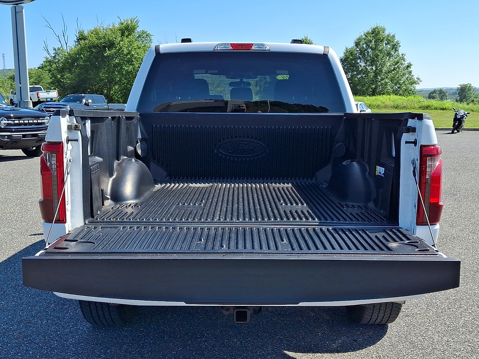 Certified 2025 Ford F150 STX w/ Equipment Group 200A AWD/4WD image 29