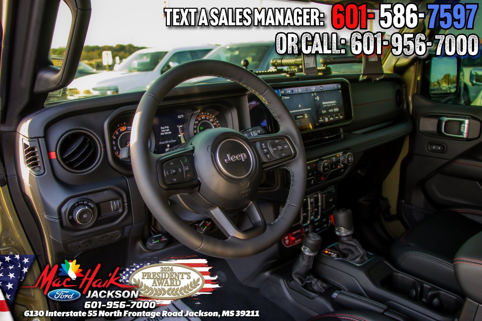 Used 2025 Jeep Wrangler Unlimited Rubicon w/ XTREMEE 35" Tire Package image 12