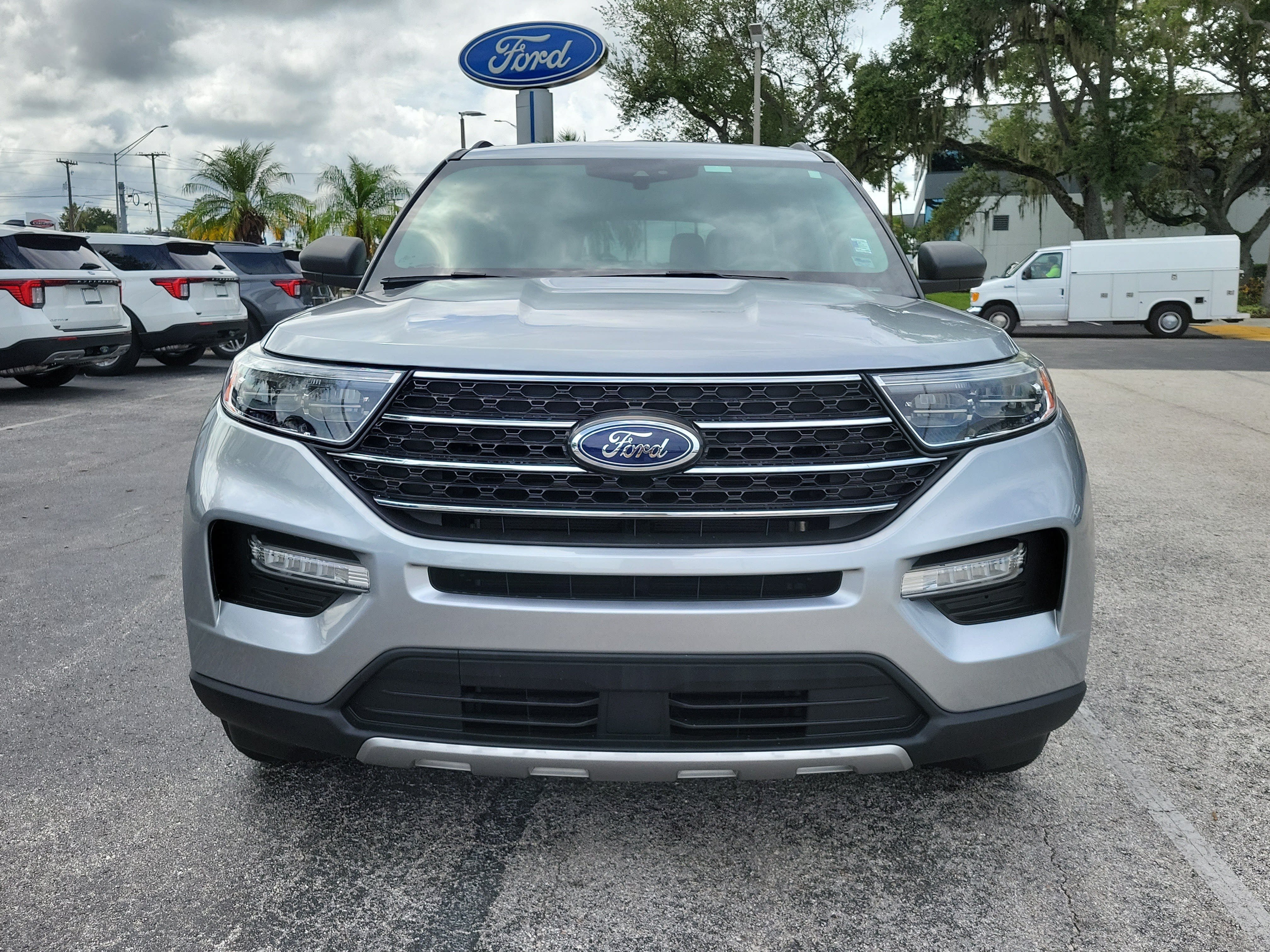 Certified 2023 Ford Explorer XLT w/ Equipment Group 202A RWD video 2