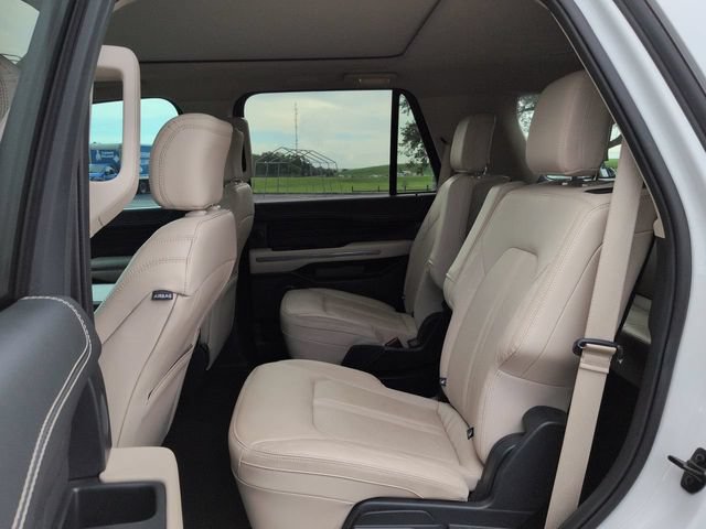 Certified 2023 Ford Expedition Platinum AWD/4WD image 16