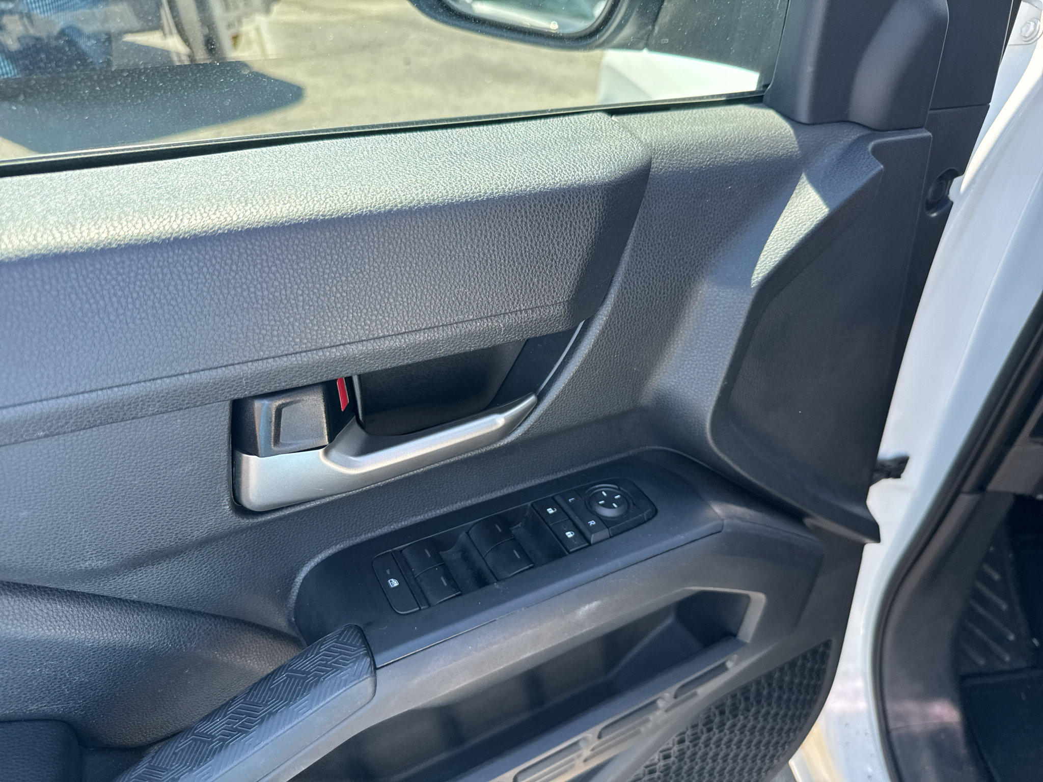 Used 2024 Toyota Tacoma TRD Off-Road AWD/4WD image 11