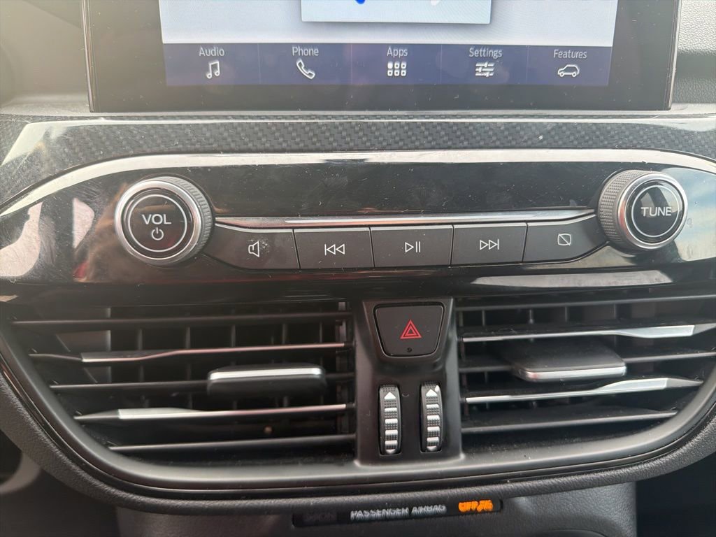 Certified 2025 Ford Escape ST-Line Select image 24