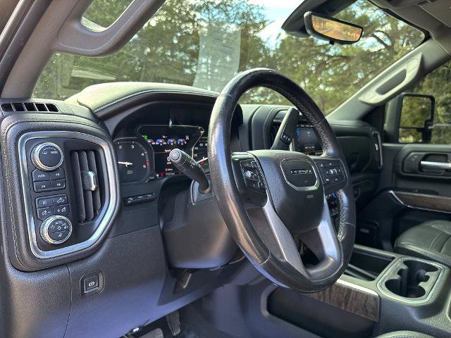 Used 2022 GMC Sierra 2500 Denali w/ Denali Ultimate Package AWD/4WD image 13