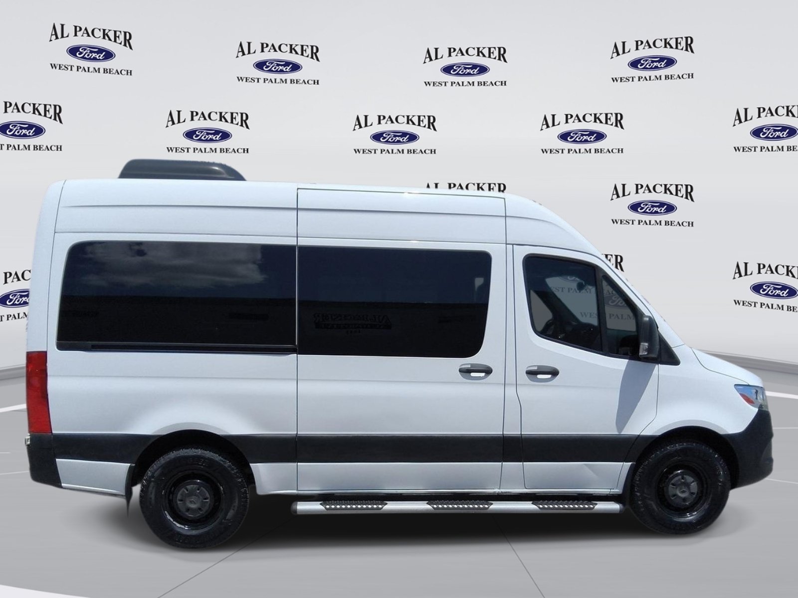 Used 2019 Mercedes-Benz Sprinter 2500 image 6