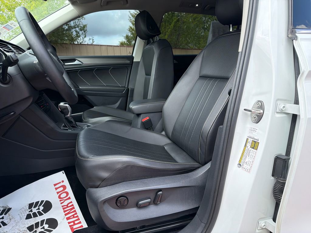 Used 2022 Volkswagen Tiguan SE AWD/4WD image 13