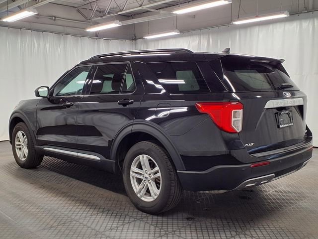 Certified 2023 Ford Explorer XLT w/ Equipment Group 202A AWD/4WD image 2