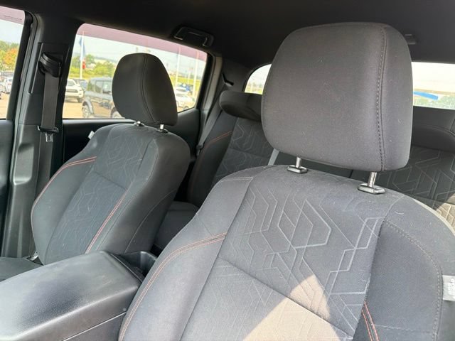 Used 2020 Toyota Tacoma TRD Off-Road AWD/4WD image 9