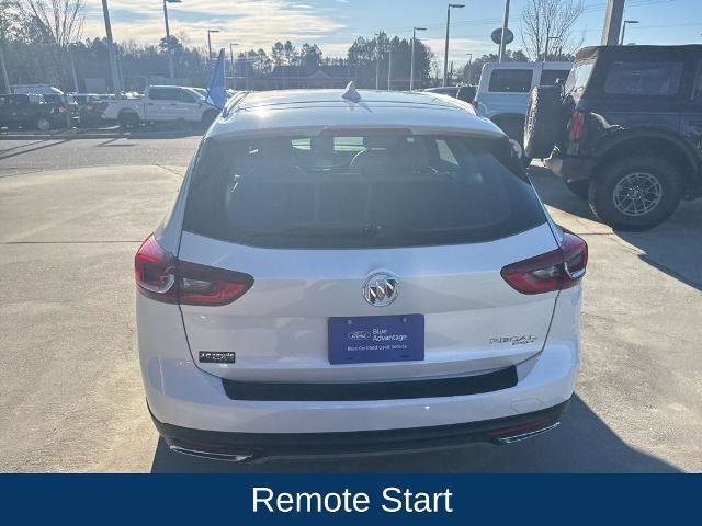 Used 2019 Buick Regal Essence w/ Sights and Sounds Package image 5