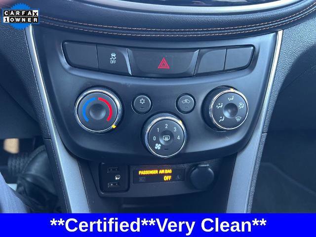 Used 2020 Chevrolet Trax LT w/ LT Convenience Package image 29