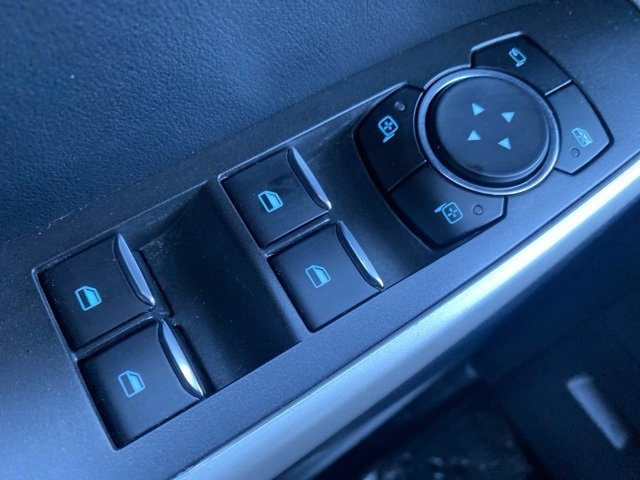 Certified 2023 Ford Explorer XLT w/ Equipment Group 202A image 20