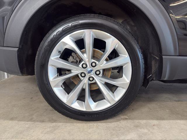 Certified 2023 Ford Explorer Platinum w/ Technology Package AWD/4WD image 27