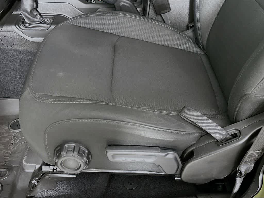 Used 2022 Jeep Wrangler Unlimited Sport AWD/4WD image 29