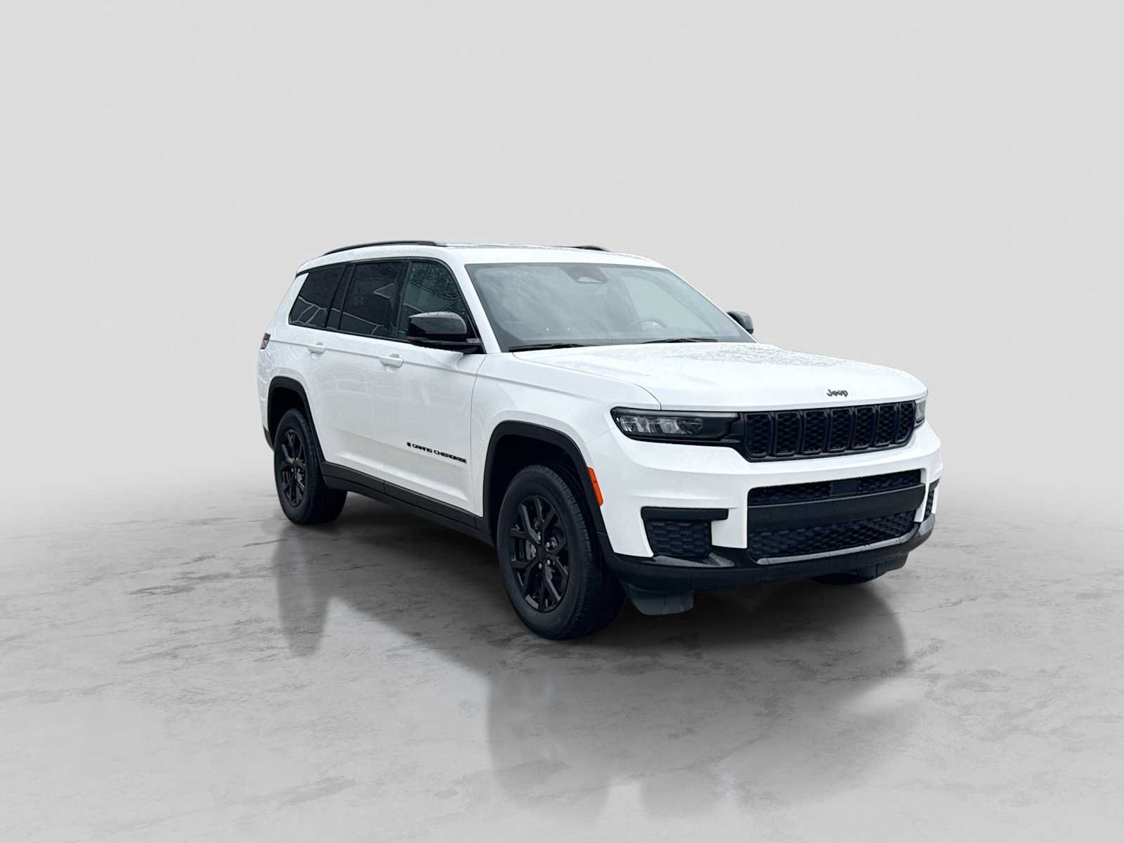 Used 2024 Jeep Grand Cherokee L Laredo AWD/4WD image 8
