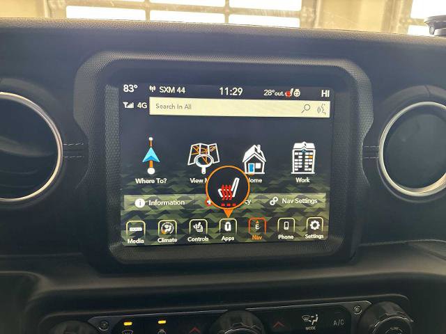 Used 2023 Jeep Wrangler Unlimited Sahara w/ Cold Weather Group image 13