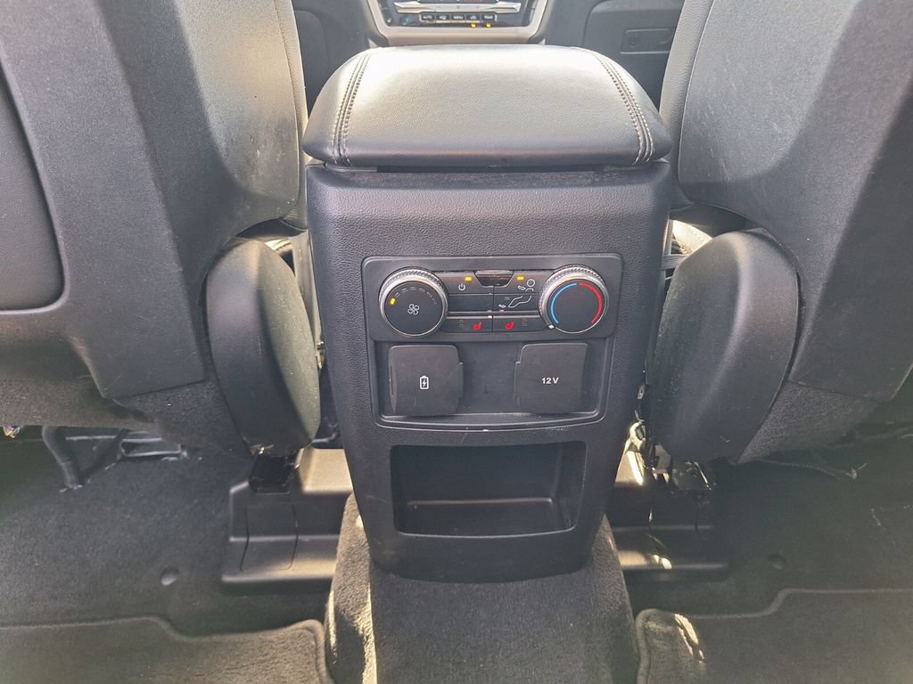 Certified 2020 Ford Explorer XLT w/ Equipment Group 202A RWD image 10