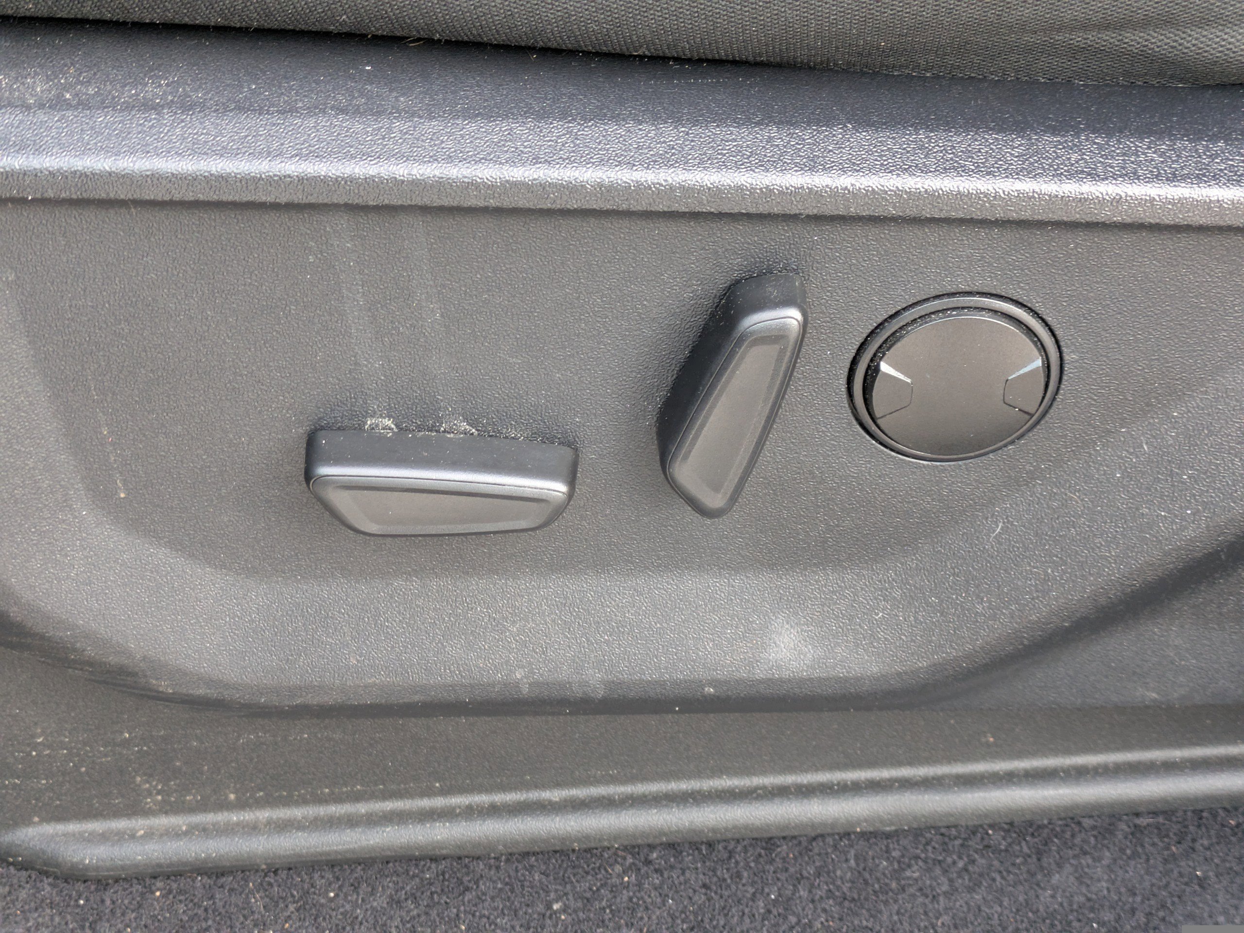 Certified 2023 Ford F150 XLT w/ Equipment Group 302A High image 19