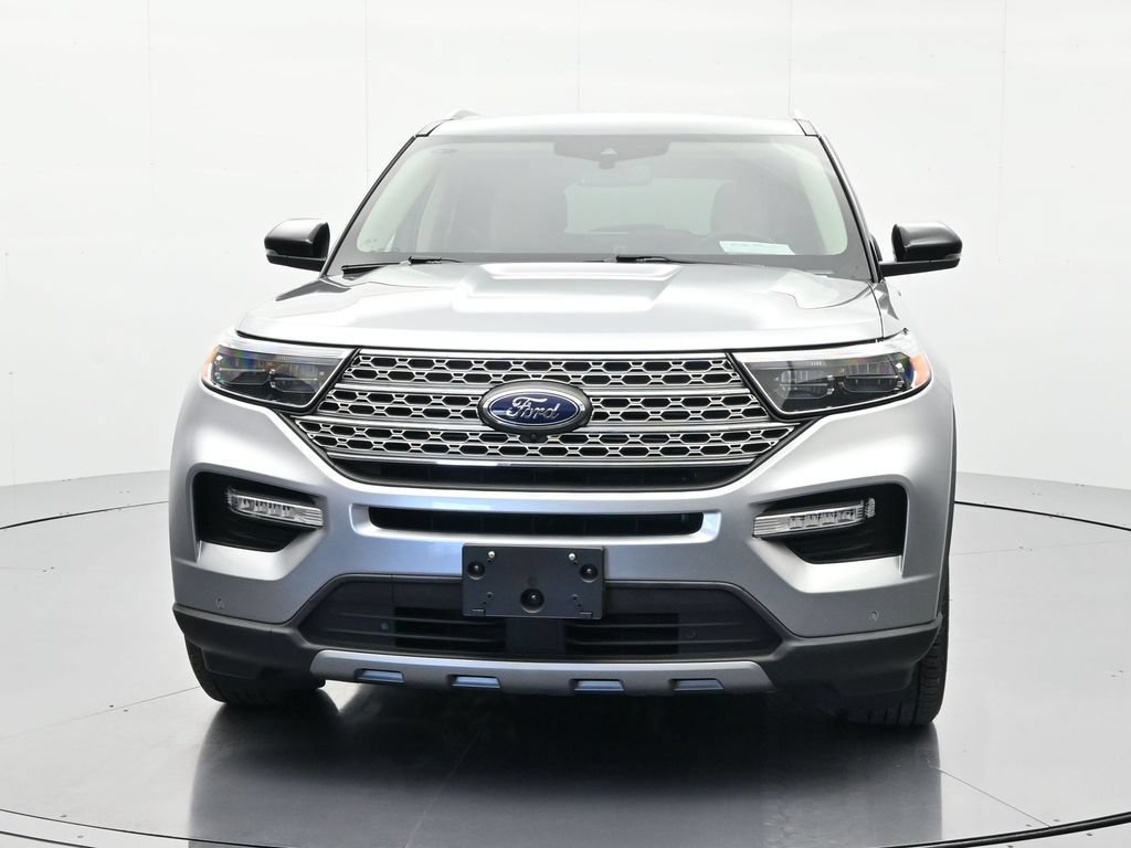 Certified 2023 Ford Explorer Limited w/ Equipment Group 301A RWD image 2