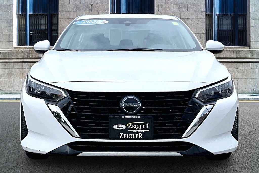 Used 2025 Nissan Sentra SV w/ All-Weather Package FWD image 3