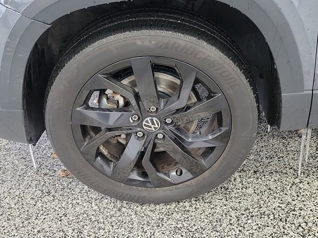 Used 2022 Volkswagen Taos SE image 5