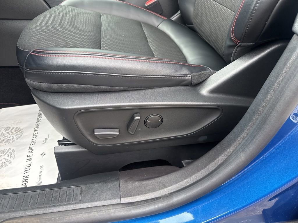 Certified 2023 Ford Escape ST-Line w/ Tech Pack #1 image 6