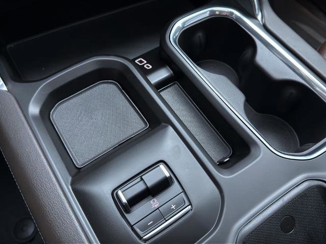 Used 2024 GMC Sierra 2500 Denali w/ Denali Reserve Package image 34