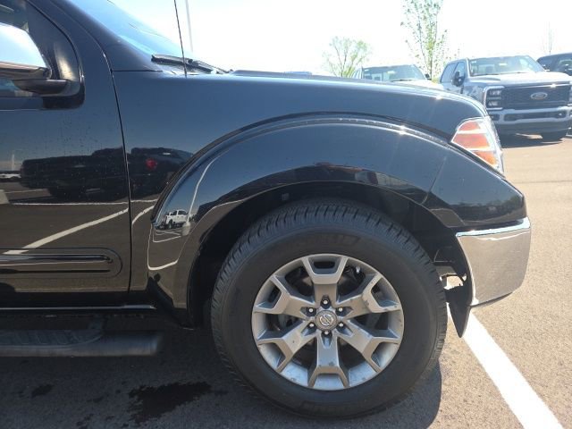 Used 2019 Nissan Frontier SL RWD image 4