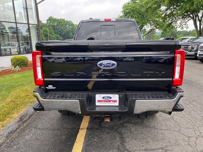 Certified 2024 Ford F250 XLT w/ Snow Plow Prep Package AWD/4WD image 8
