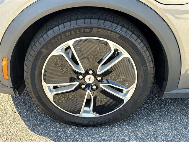 Certified 2021 Ford Mustang Mach-E Select w/ Comfort/Appearance Package image 17