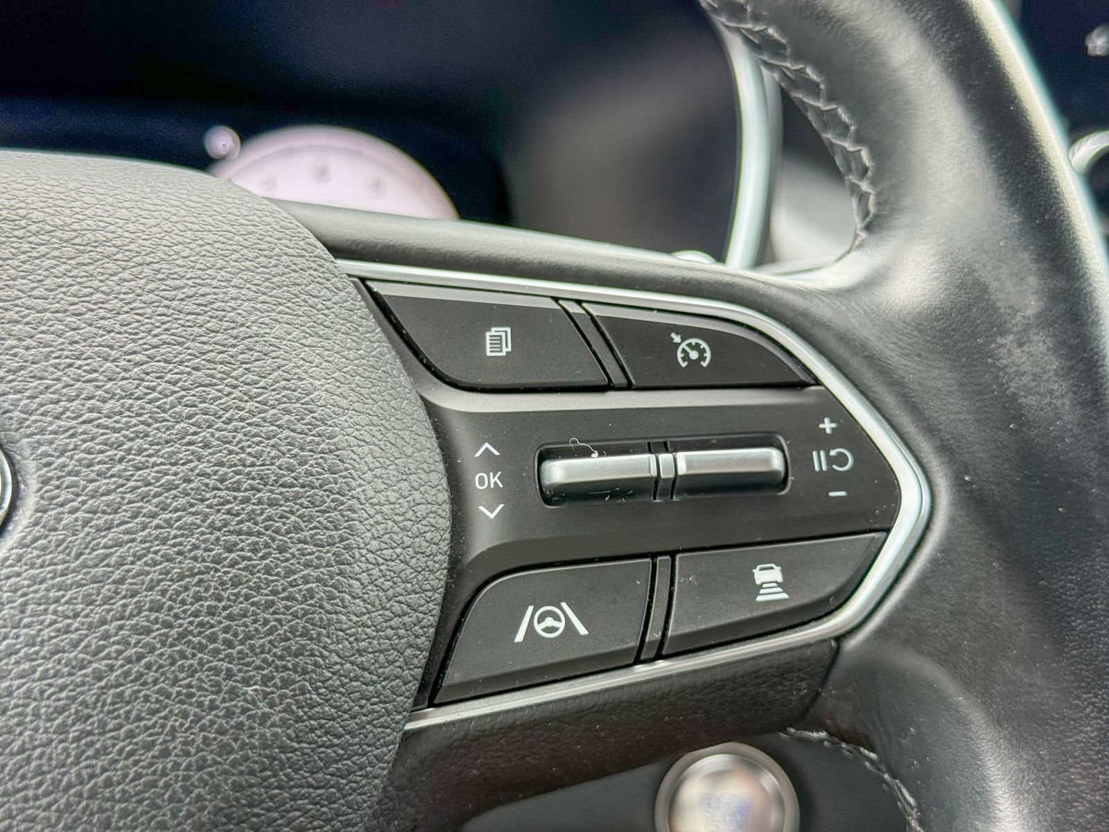 Used 2022 Hyundai Santa Fe XRT AWD/4WD image 35