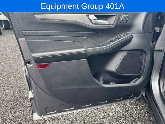 Certified 2022 Ford Escape Titanium w/ Class II Trailer Tow Package AWD/4WD image 12