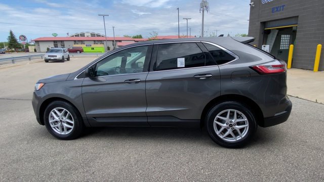 Certified 2023 Ford Edge SEL w/ Convenience Package AWD/4WD image 7