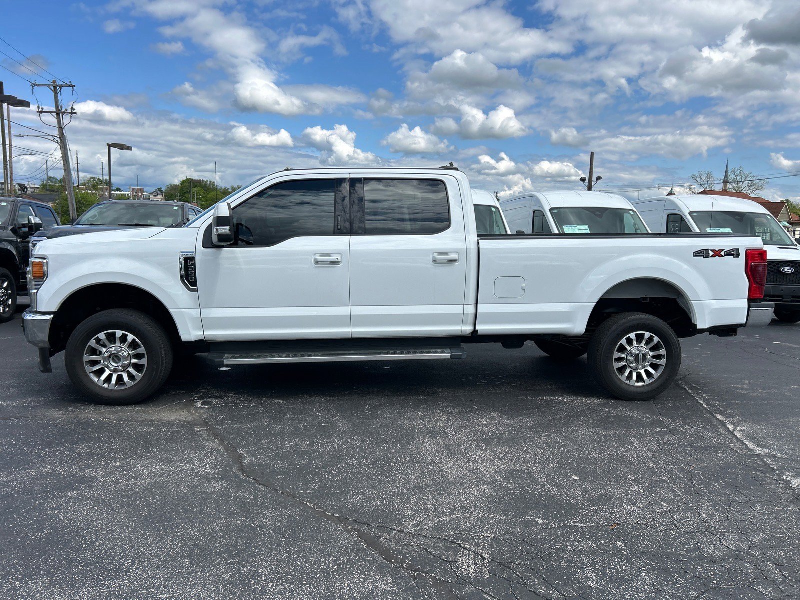 Certified 2022 Ford F350 Lariat w/ Lariat Value Package AWD/4WD image 4