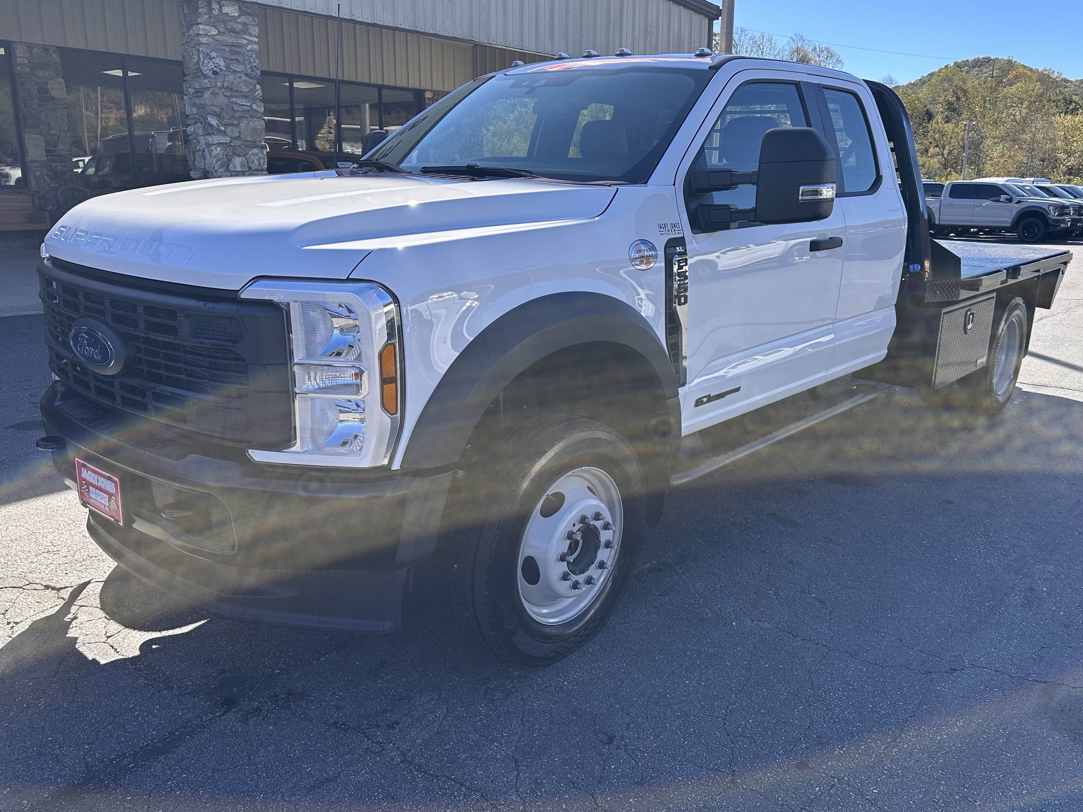 Certified 2025 Ford F550 4x4 Supercab Super Duty image 2