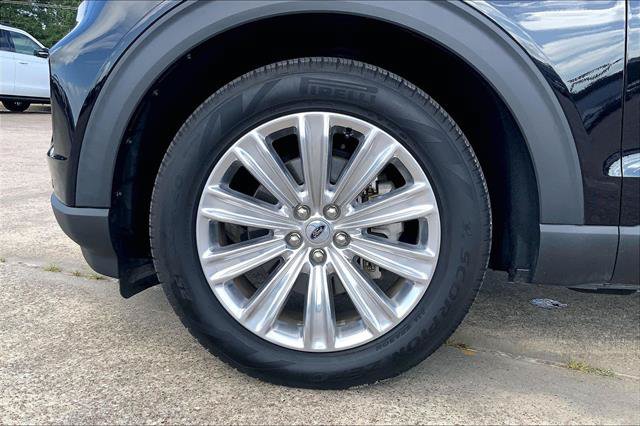 Certified 2023 Ford Explorer Limited w/ Limited Technology Package RWD image 8