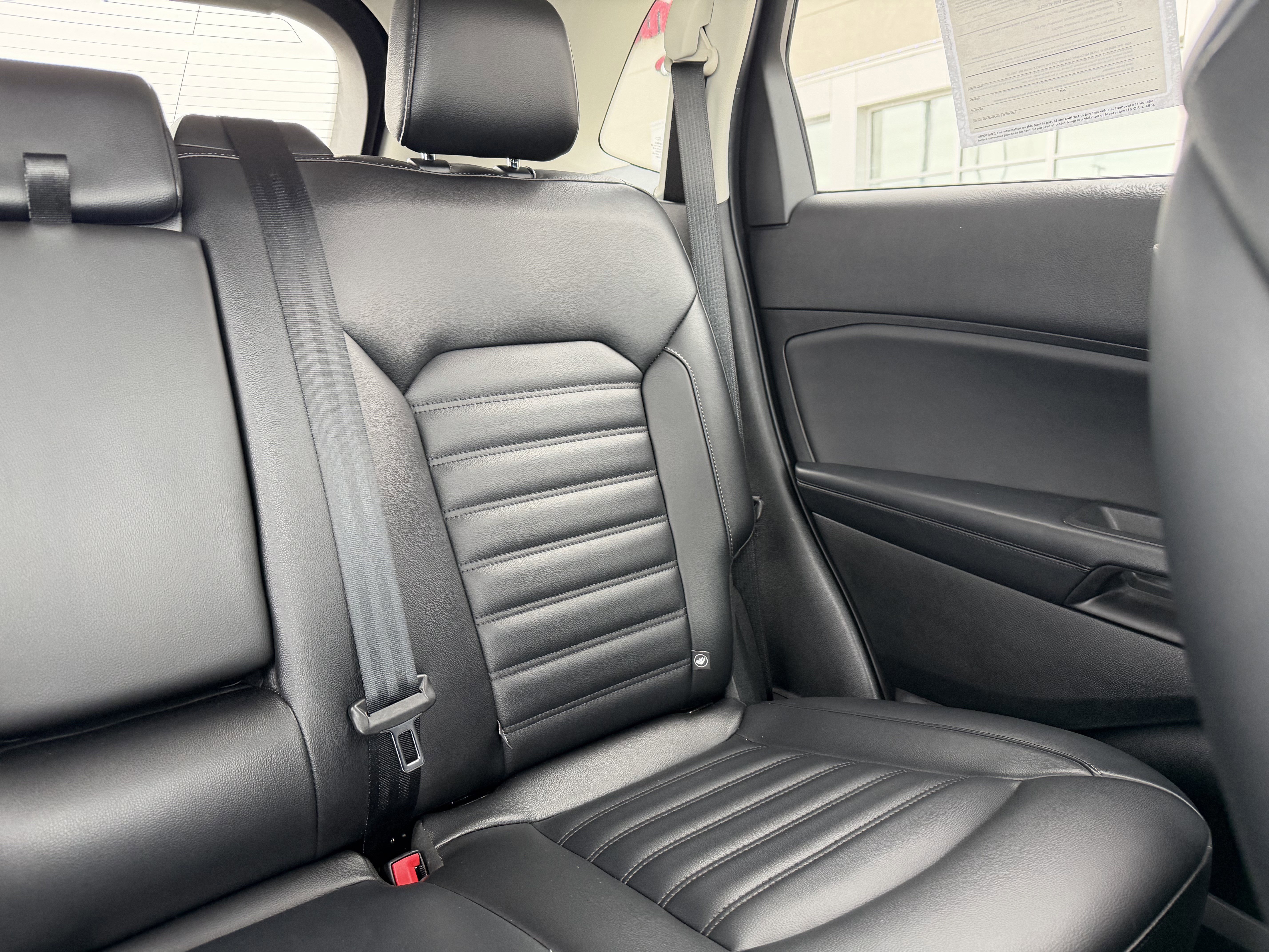 Certified 2022 Ford Edge SEL w/ Cold Weather Package image 16