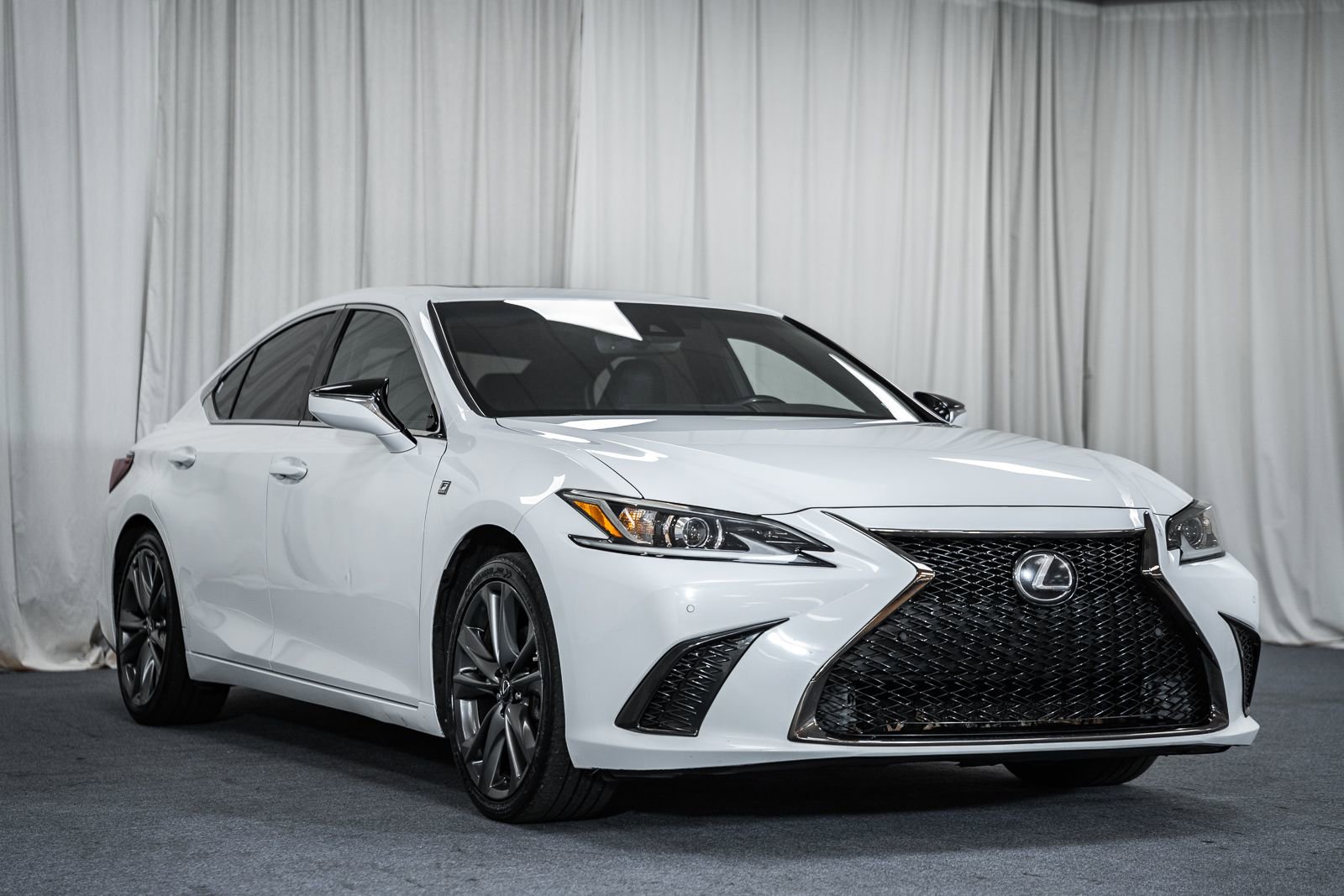 Used 2021 Lexus ES 350 F Sport w/ Accessory Package FWD image 1