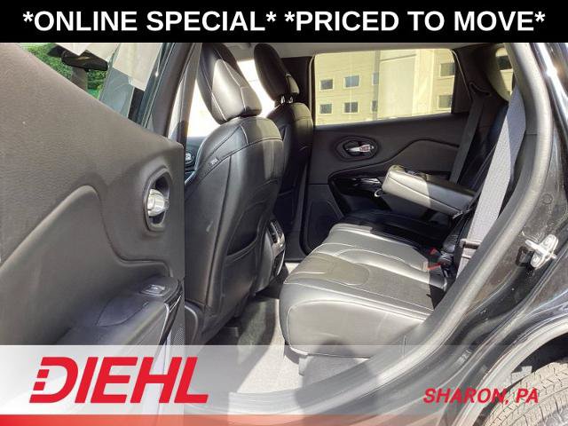 Used 2020 Jeep Cherokee Latitude Plus AWD/4WD image 28