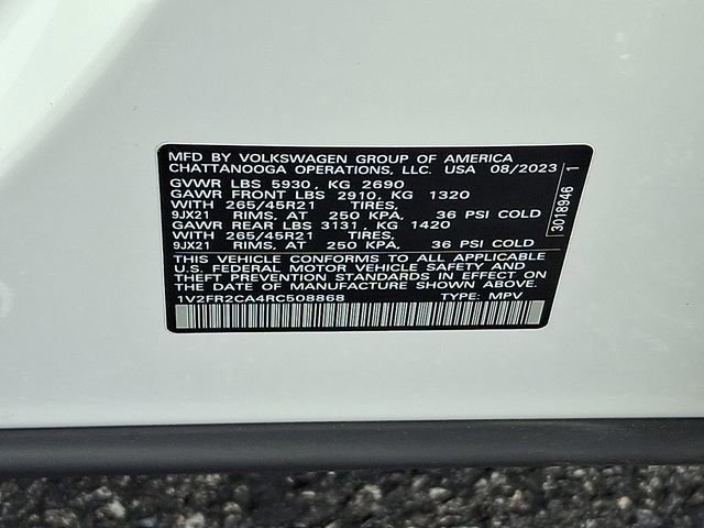 Used 2024 Volkswagen Atlas SEL Premium R-Line AWD/4WD image 36