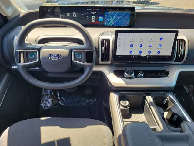 Certified 2025 Ford Expedition Max Active RWD image 4