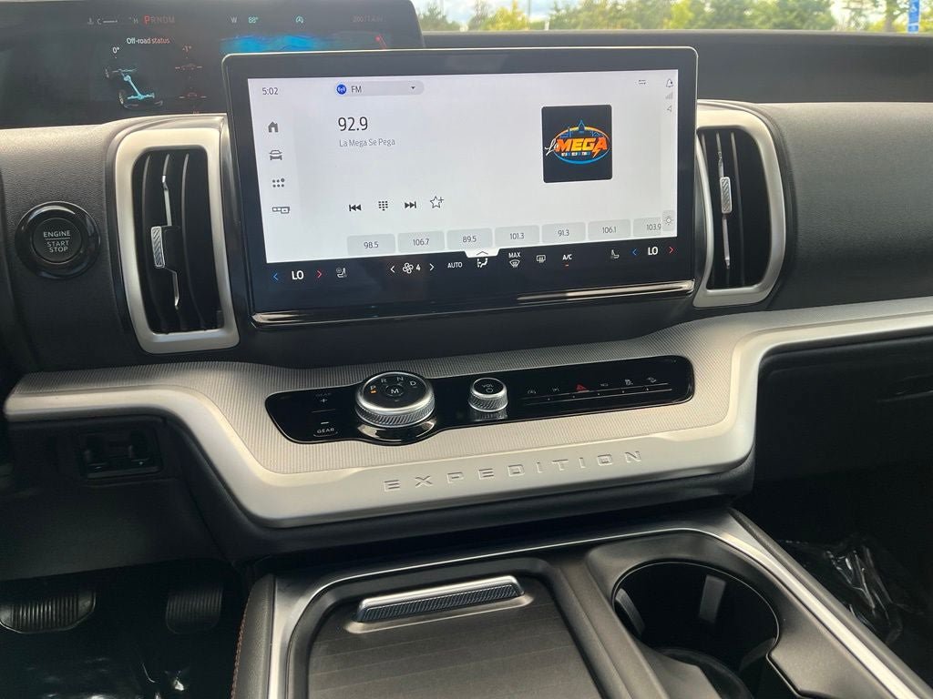 Certified 2025 Ford Expedition Max Active AWD/4WD image 27