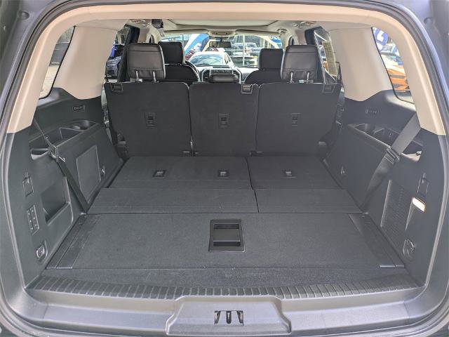 Certified 2020 Ford Expedition Platinum image 12