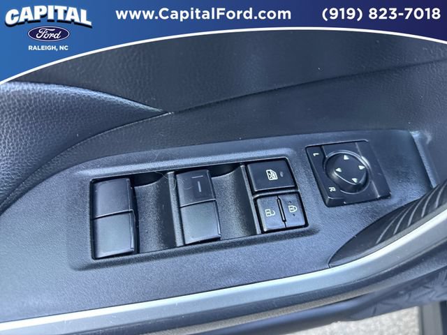 Used 2025 Toyota RAV4 LE AWD/4WD image 21
