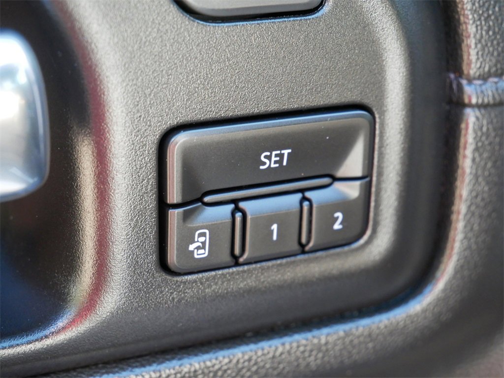 Used 2020 Chevrolet Silverado 3500 High Country w/ Z71 Off-Road Package image 16