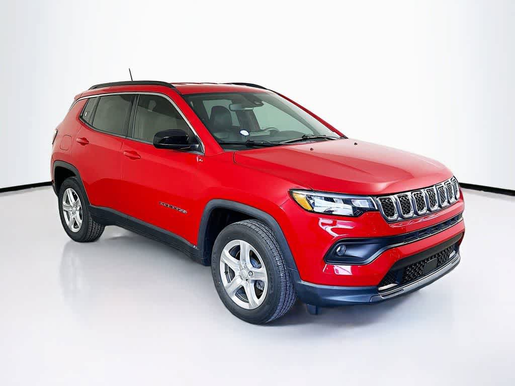 Used 2023 Jeep Compass Latitude AWD/4WD image 24