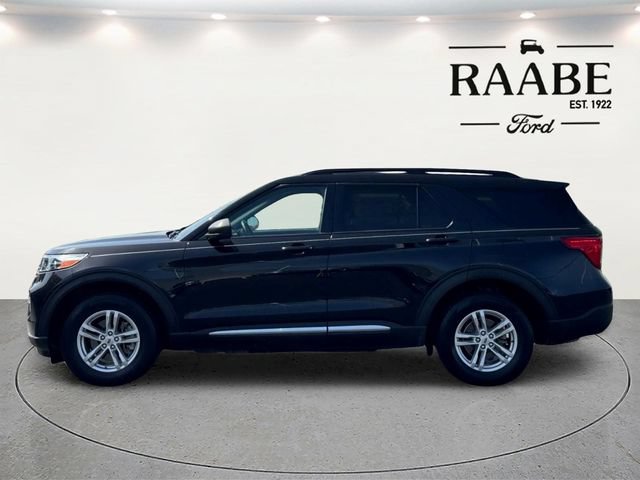 Certified 2018 Ford Explorer XLT w/ Equipment Group 202A AWD/4WD image 4